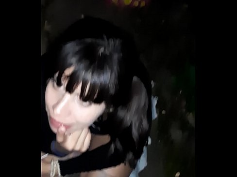 ❤️ Tänaval paisunud peenise vastu kommi eest ️❌ Pornovideo at us ❌❤